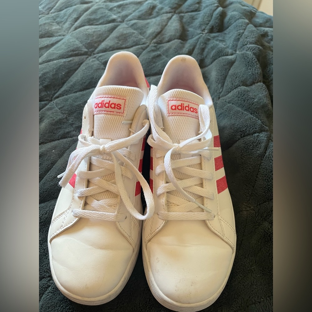 Kids size 5/Woman size 6.5-7 adidas